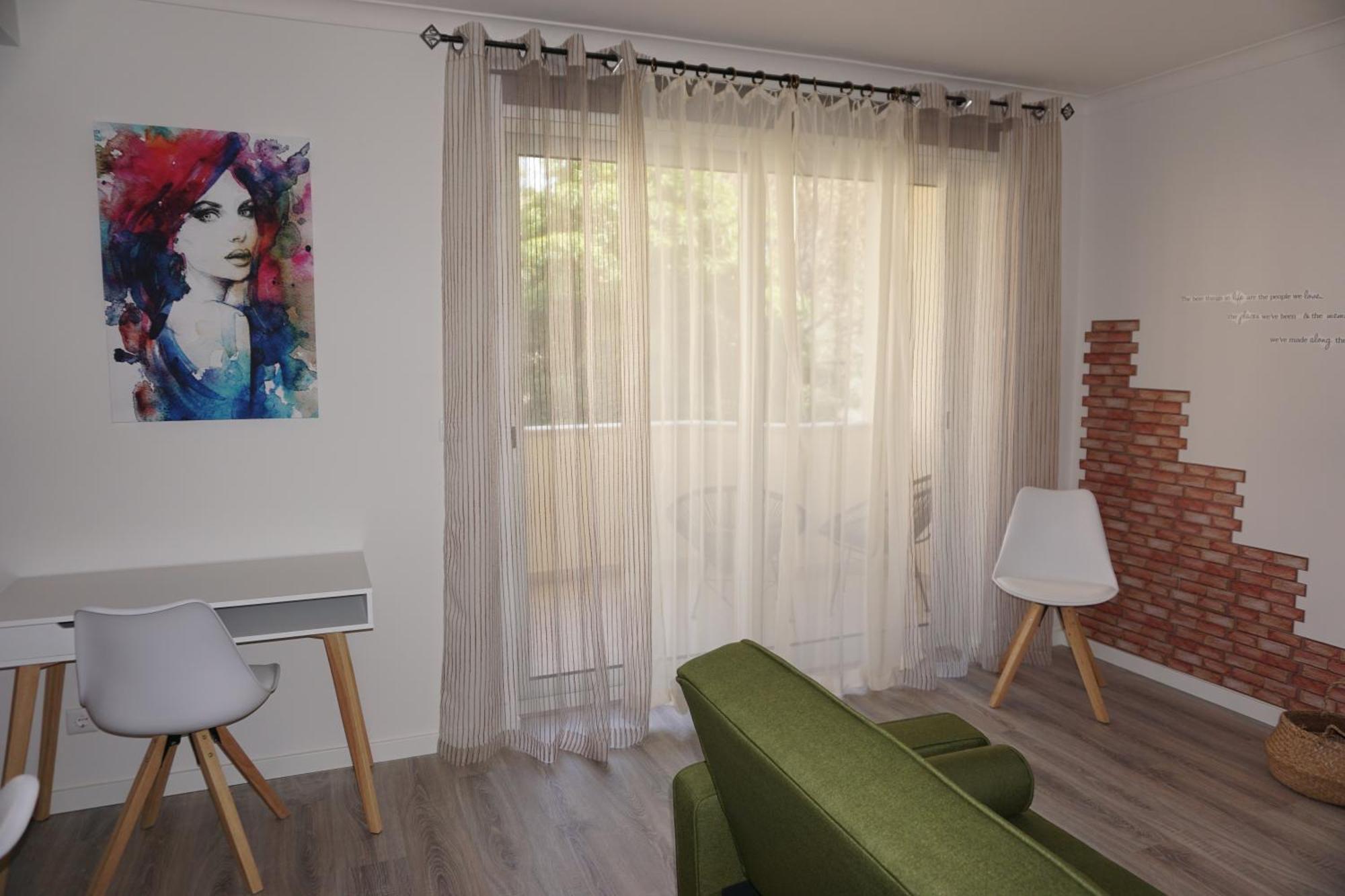 Top Apartment