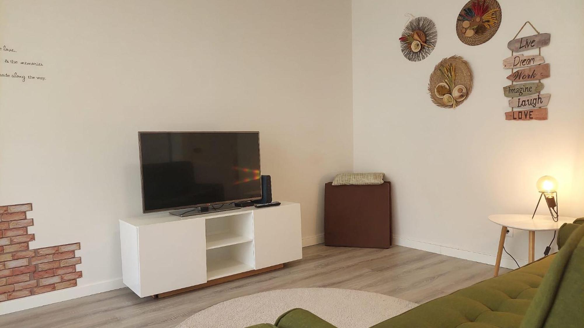 Top Apartment