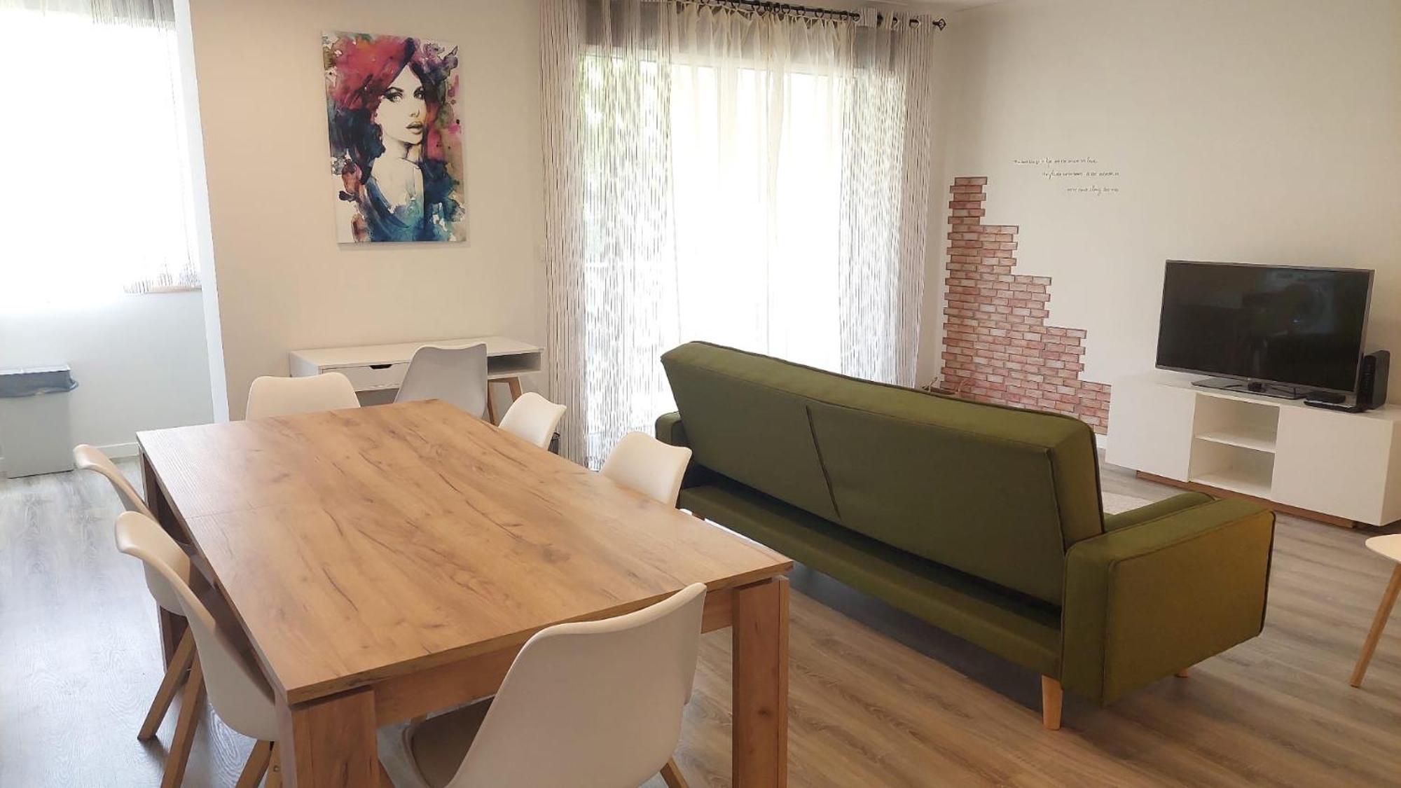 Top Apartment